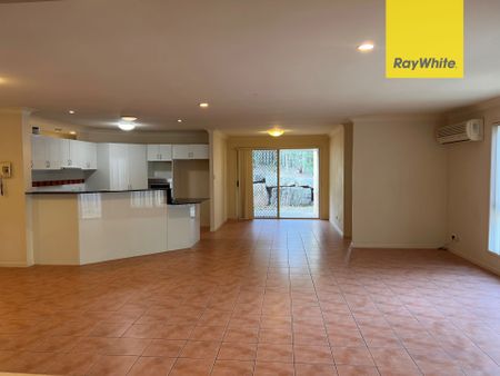 Spacious Family Living in Prime Location! - Photo 2