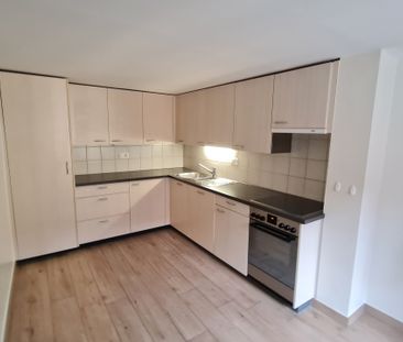 Bel appartement 3.5 pièces rénové – St-Ursanne, centre historique - Foto 4