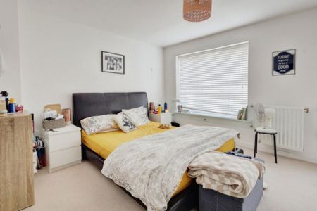 House share to rent - Photo 4