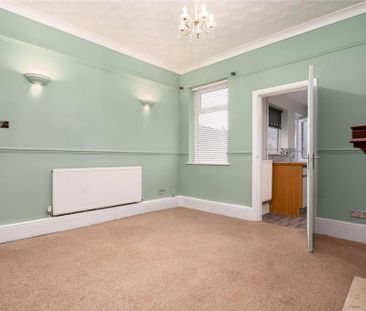 3 bedroom terraced house to rent - Photo 6