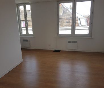 Location Appartement 2 pièces 33m² LILLE 59800 - Photo 2