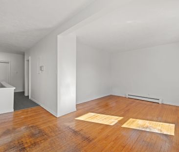For Lease - 120 Stephenson Avenue Unit# Upper, Toronto, Ontario - Photo 1