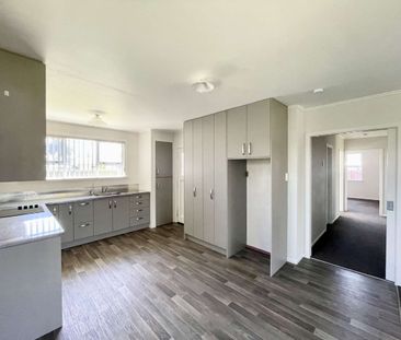 Cozy on Cracroft - Photo 1