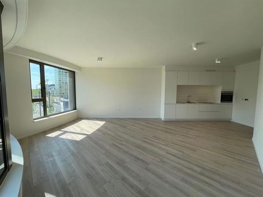Appartement te huur - foto 1
