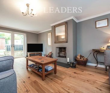 4 bedroom house to rent Church Street, Cirencester, GL7 - Photo 1