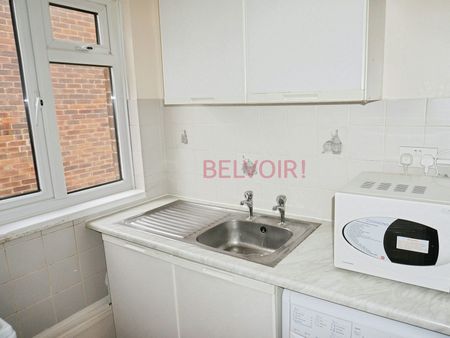Flat to rent on - Photo 4