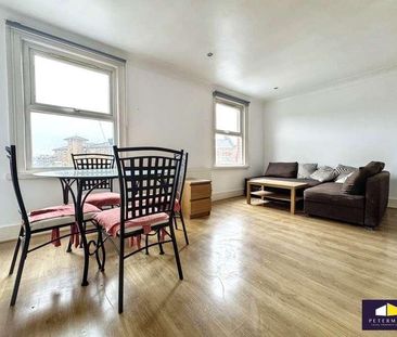 Manor Park Parade, London, SE13 - Photo 2