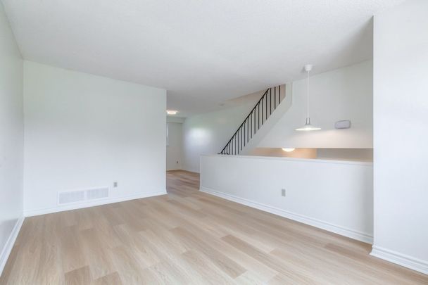 For Lease - 2830 Midland Avenue Unit# 1, Toronto, Ontario - Photo 1