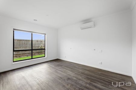 8 Flow Street, Mambourin - Photo 5