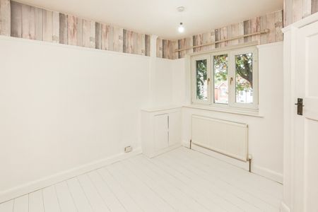 2 Bed Bungalow, Bitterne Road West, SO18 - Photo 5