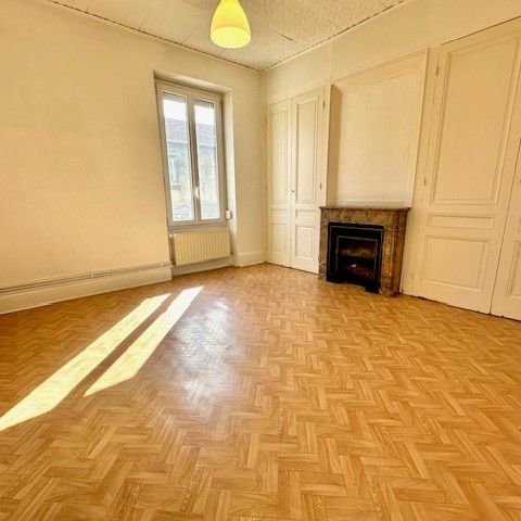 Location Appartement 2 pièces 57m² LYON 7ème - Photo 1