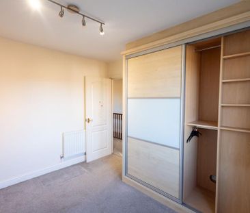 4 bedroom detached house to rent - Photo 3