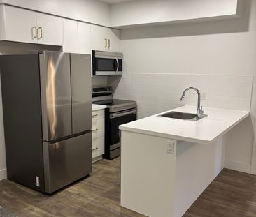 For Lease - 69 Curtis Street Unit# 302, St. Thomas, Ontario - Photo 4