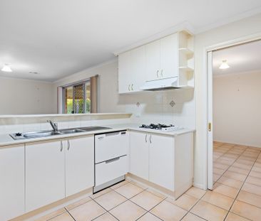 Spacious 4-bedroom Family Home In Quiet Location – Easy Access To L... - Photo 2