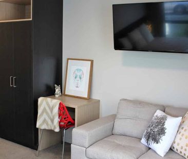 Modern Studio Apartment with Utilities Included - Photo 2