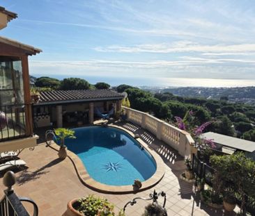 5 room luxury House for rent in Cabrils, Spain - Photo 5