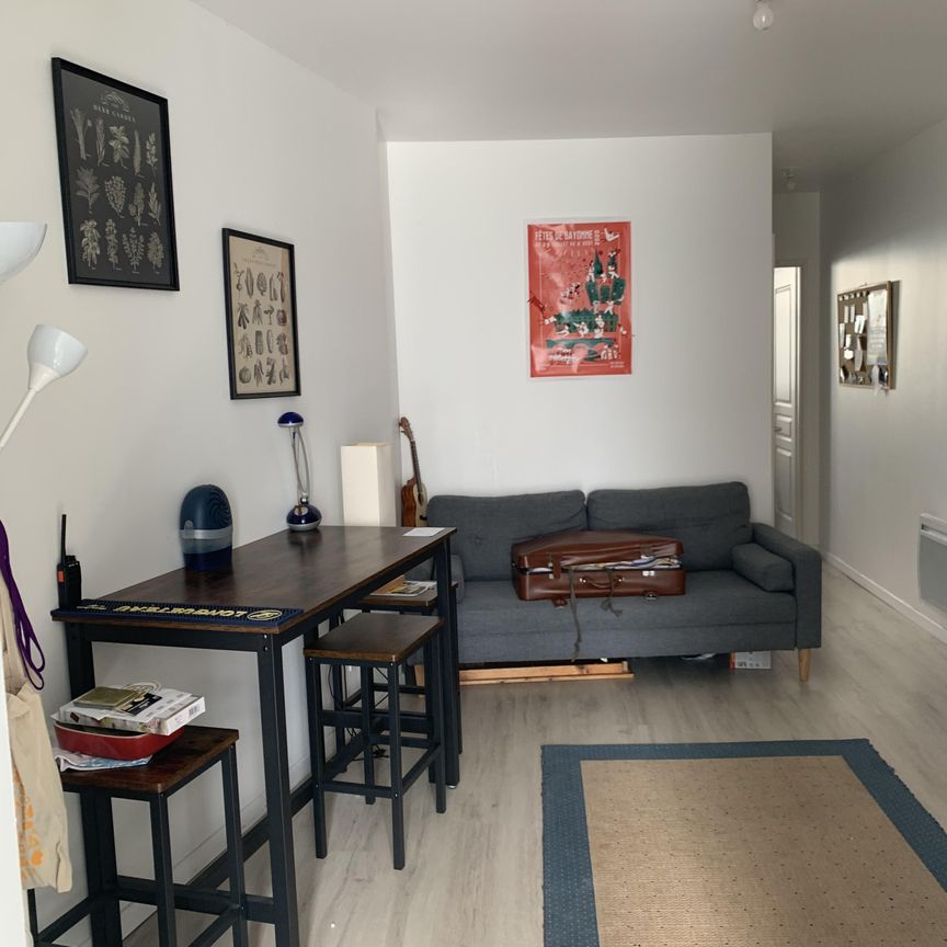 Location Appartement 2 pièces 33m² ORLEANS 45100 - Photo 1