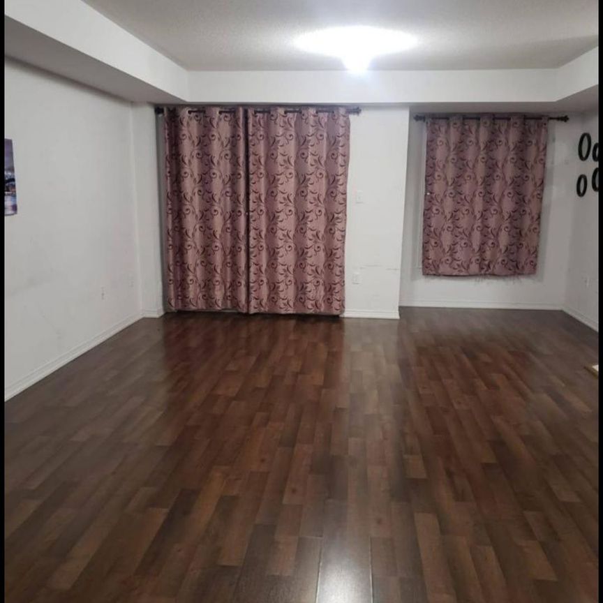 For Lease - 2484 Post Road Unit# 7, Oakville, Ontario - Photo 1