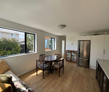 Halswell, 4 bedrooms - Photo 5