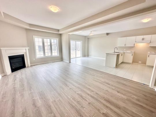 For Lease - 209 Clipper Drive, Clearview, Ontario - Photo 1