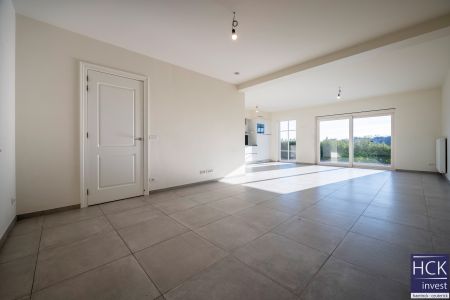 KRUISHOUTEM - Rustig gelegen ruime woning met groenzicht! - Foto 2