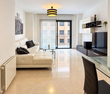 3 room luxury Flat for rent in Valencia, Spain - Photo 5