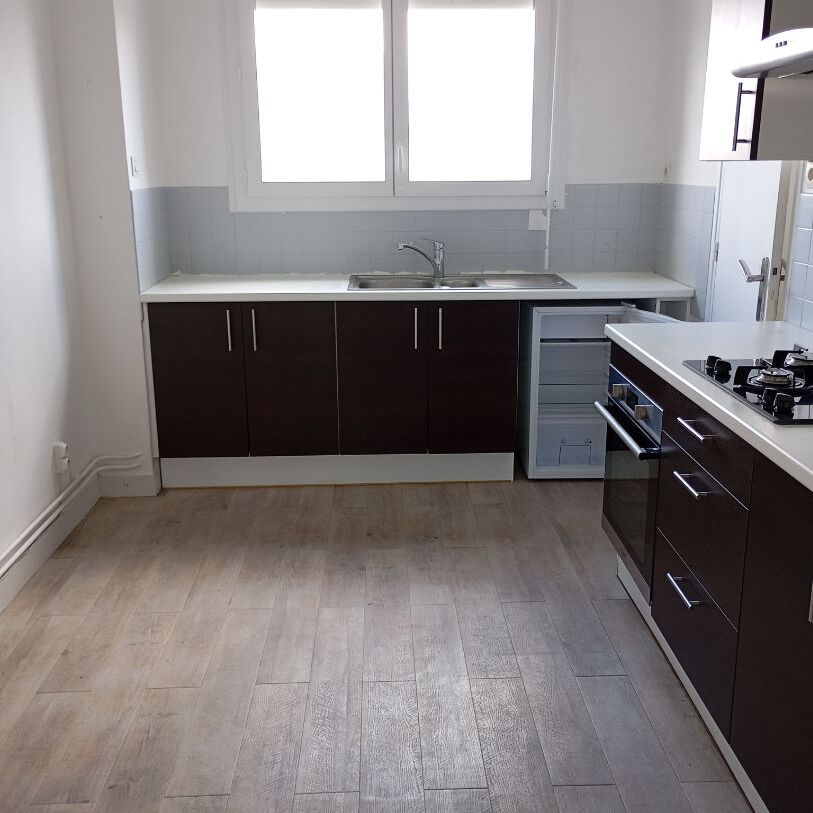 Location Appartement 3 pièces 70m² - Photo 1