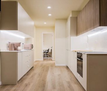 Room in a shared 4-bedroom apartment for rent in el Camp d'en Grass... - Foto 1