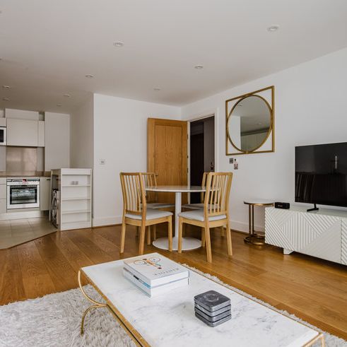 2 St. George Wharf, London SW8 2AU, Saint George Wharf - Photo 1