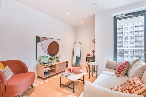 1 bedroom flat to rent - Photo 1