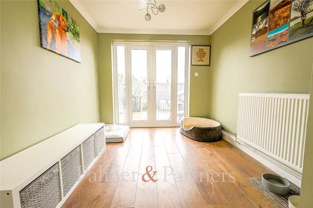 3 bedroom semi-detached house to rent - Photo 1