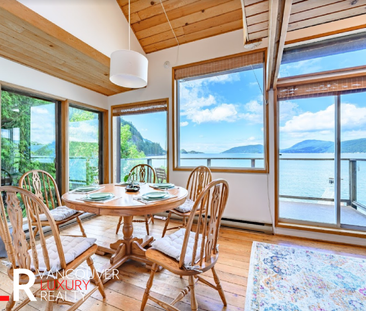 House in West Vancouver, BC - Photo 5