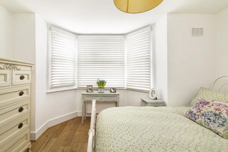 3 bedroom apartment to rent - Photo 5