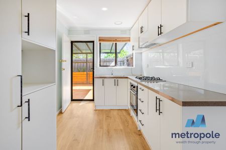 4/30 Stanley Street, GLENROY, VIC - Photo 4