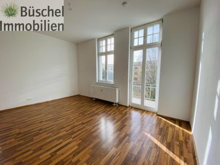 Kleine Single Wohnung mit Einbauküche - Foto 5