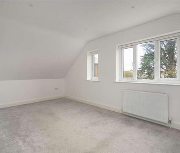 Fitzroy Road, Tankerton, Whitstable, CT5 - Photo 2