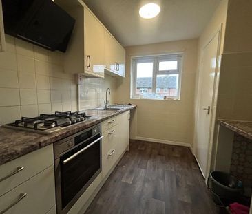 2 bedroom maisonette to rent - Photo 5