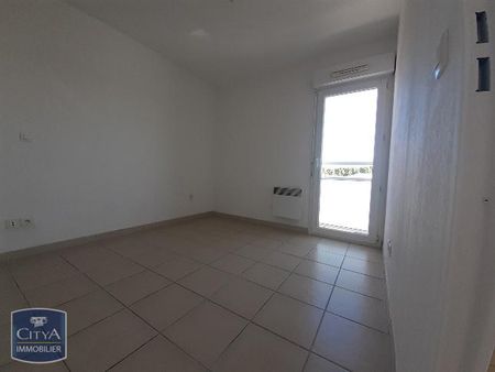 Location Appartement 2 pièces 44m² LUNEL 34400 - Photo 4