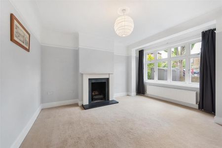 4 bedroom terraced house to rent - Photo 5