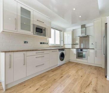 Warwick Drive, Putney, SW15 - Photo 2