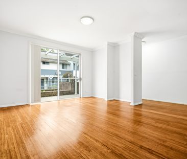 Good Size Townhouse With Fresh Updates Throughout! - Photo 6