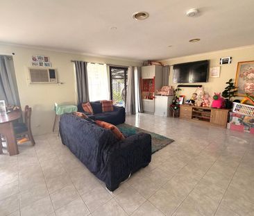 WELL PRESENTED 3 BEDROOM HOME IN SOUGHT AFTER LOCATION! - Photo 3