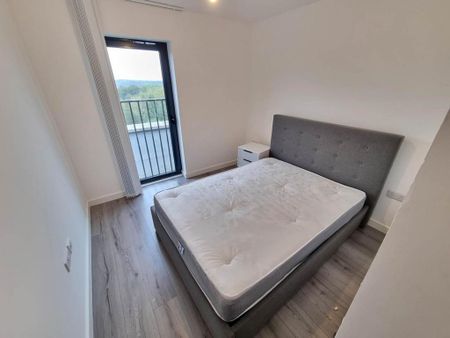 2 bedroom flat to rent - Photo 4