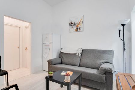 Fantastic exterior room with balcony in Plaza Mayor&nbsp; - Photo 4