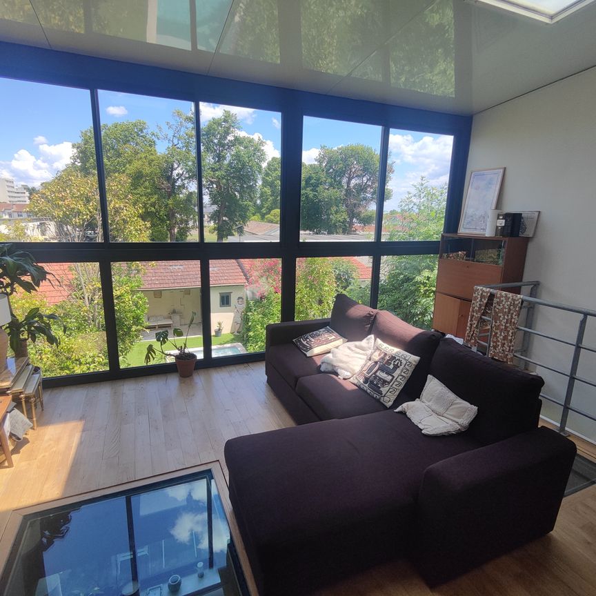 BORDEAUX/MERIGNAC - MAISON FAMILIALE + PISCINE + JARDIN + BOX STATIONNEMENT - Photo 1