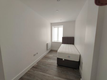 The Kingsway, Swansea, SA1 5LE - Photo 4