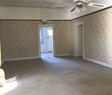 Conveniently located character home - walk to PA Hospital & public ... - Photo 6