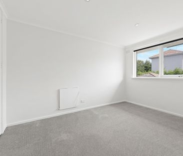 4/46 Richardson Street, Essendon VIC 3040 - Photo 5
