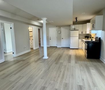 For Lease - 125 Sovereign's Gate Unit# Lower, Barrie, Ontario - Photo 4