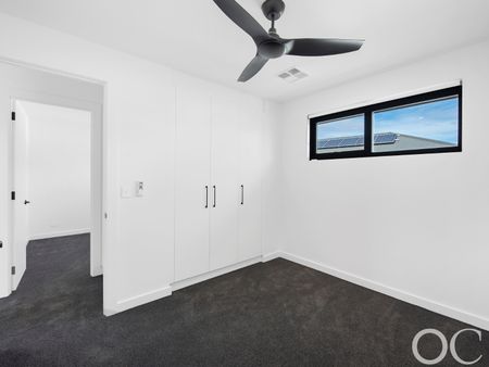 Open the Door To Luxurious Coastal Living in Henley Beach - Photo 4